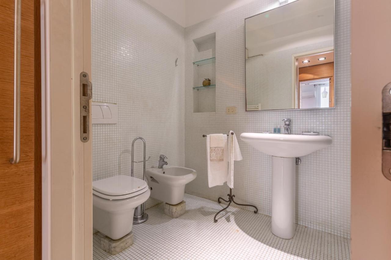 Pleasant Central Apartment With Garden 볼로냐 외부 사진