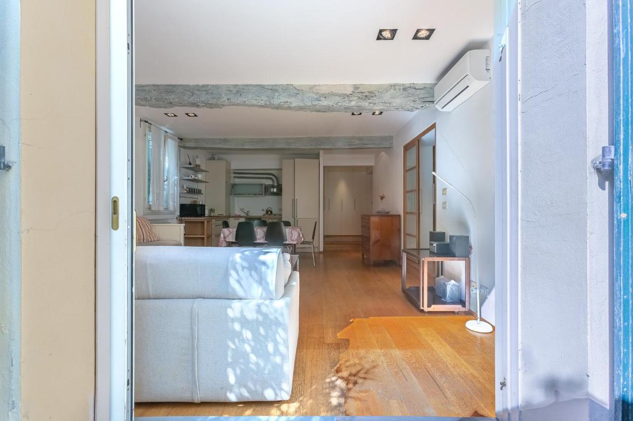 Pleasant Central Apartment With Garden 볼로냐 외부 사진